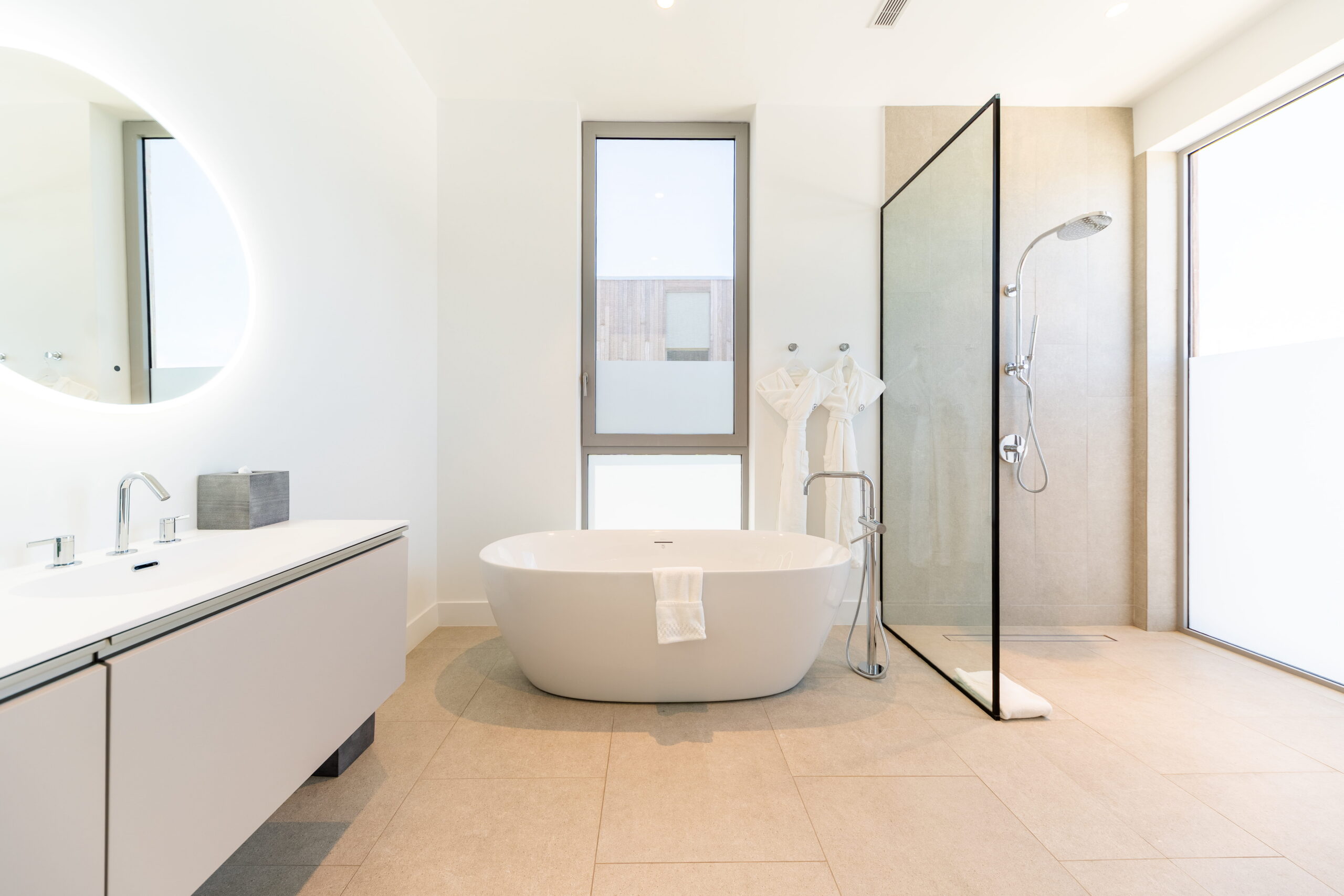 SB LV16 Bathroom (1)